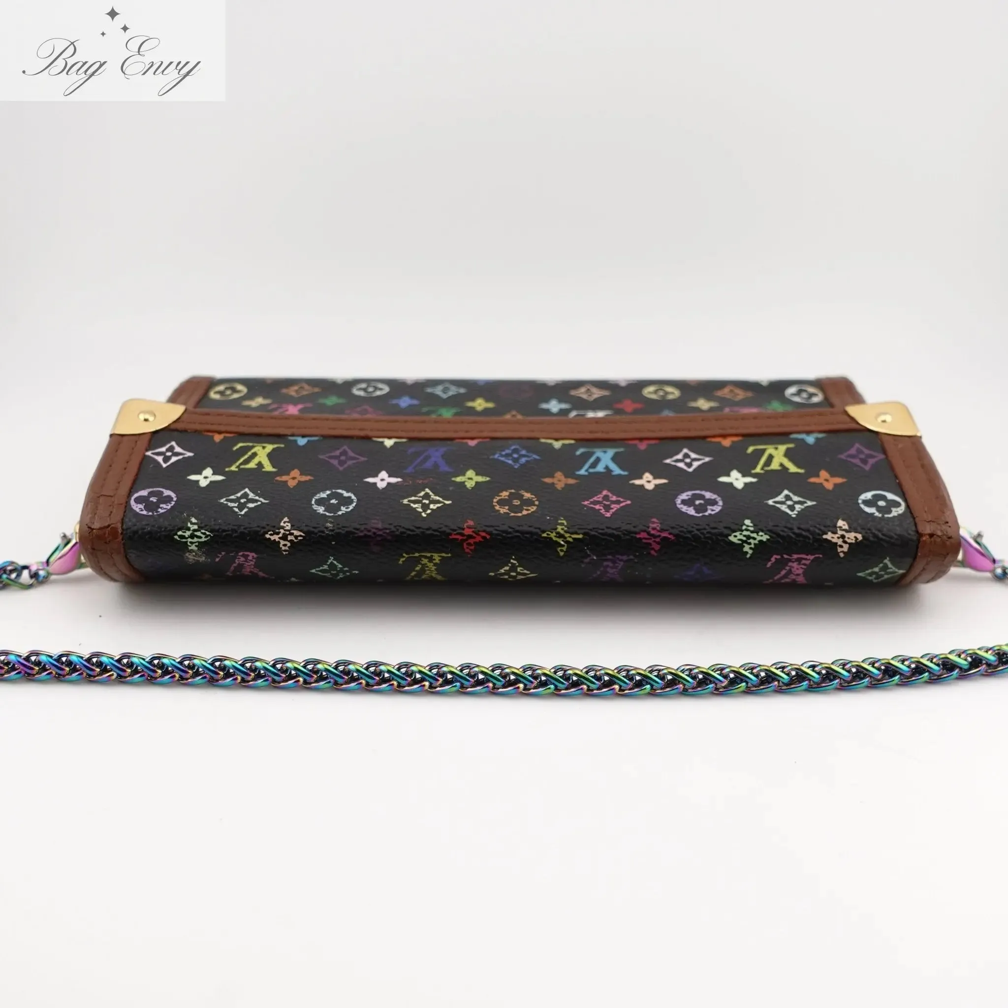 LOUIS VUITTON Multicolor Monogram International Wallet On Chain